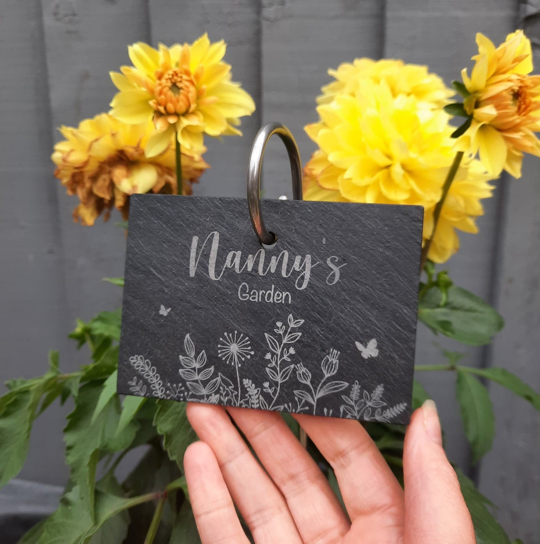 Mother's day gift - Nanny's Garden Slate and Hook / Mum's Garden / Memorial Plaque / Loss of Gran / Bereavement Gift / Gift for Garden