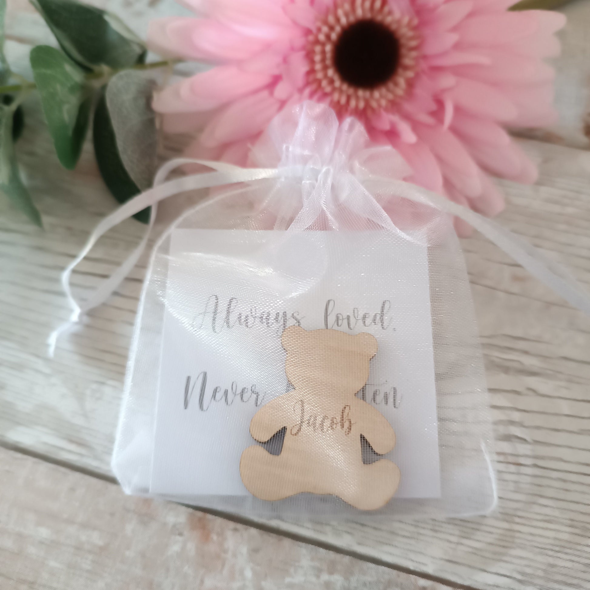 Funeral Memorial Favours / Teddy Funeral Tokens / Personalised Bereavement Keepsake / Wooden Teddies