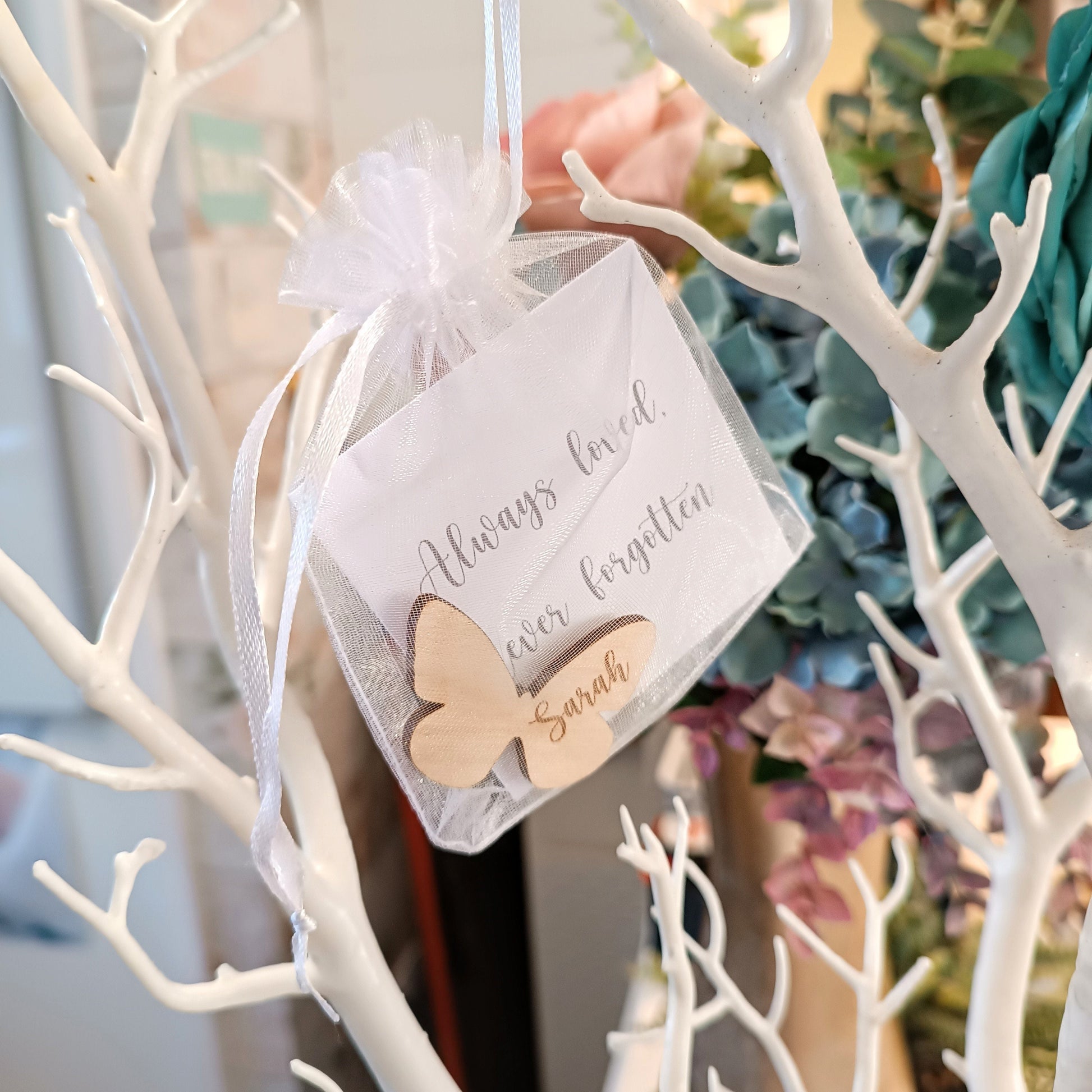 Funeral Memorial Favours / Butterfly Funeral Tokens / Personalised Bereavement Keepsake / Wooden Butterflies