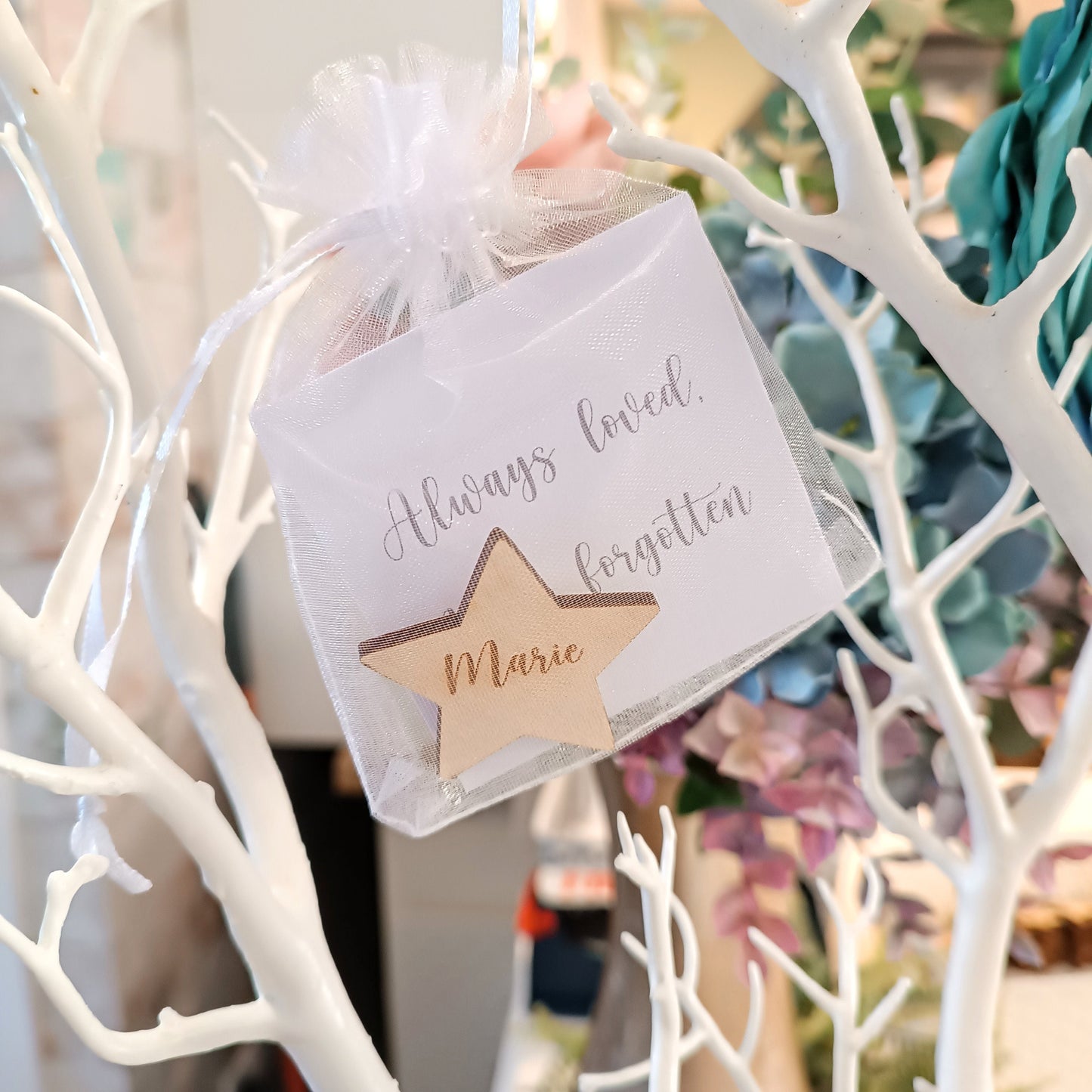 Funeral Memorial Favours / Star Funeral Tokens / Personalised Bereavement Keepsake / Wooden Stars / Acrylic Stars