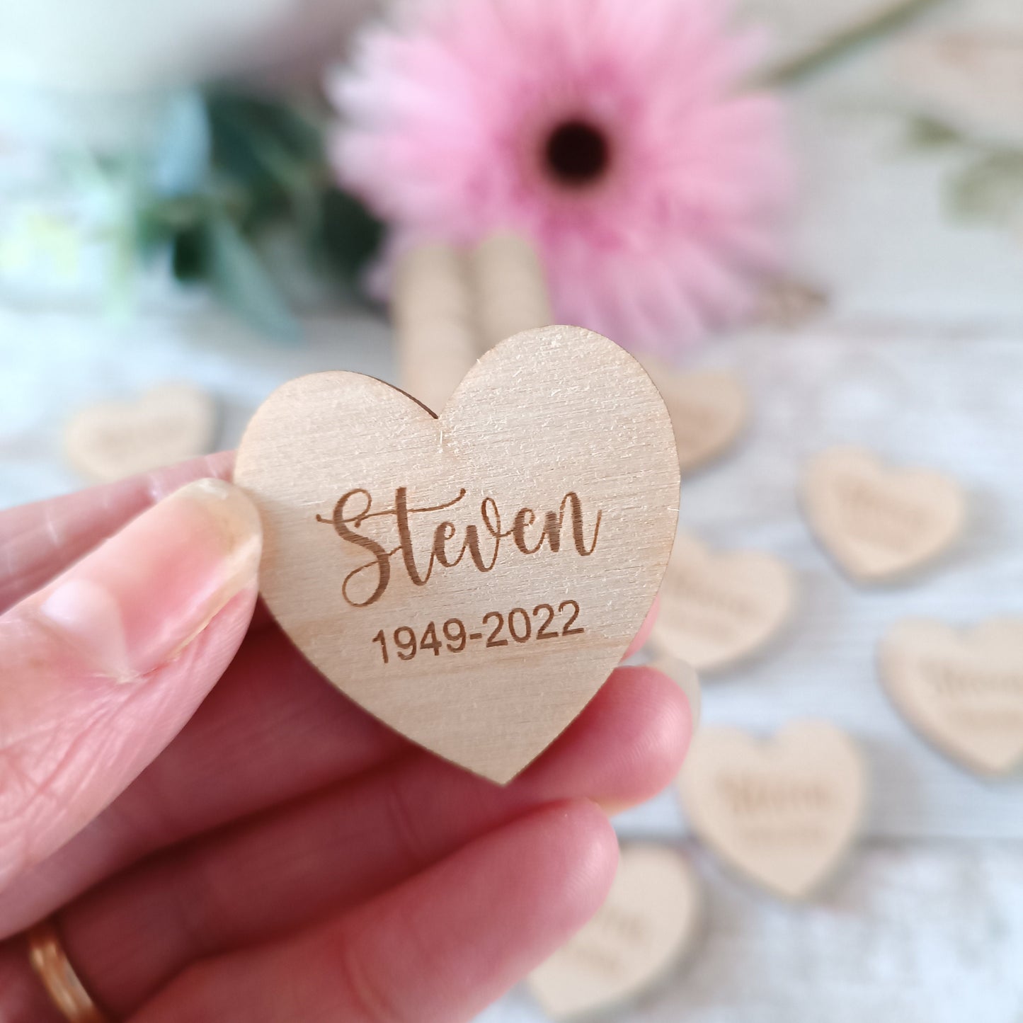 Funeral Favours / In Memory / Heart Funeral Tokens / Personalised Bereavement Keepsake / Wooden Hearts / Memorial Gift