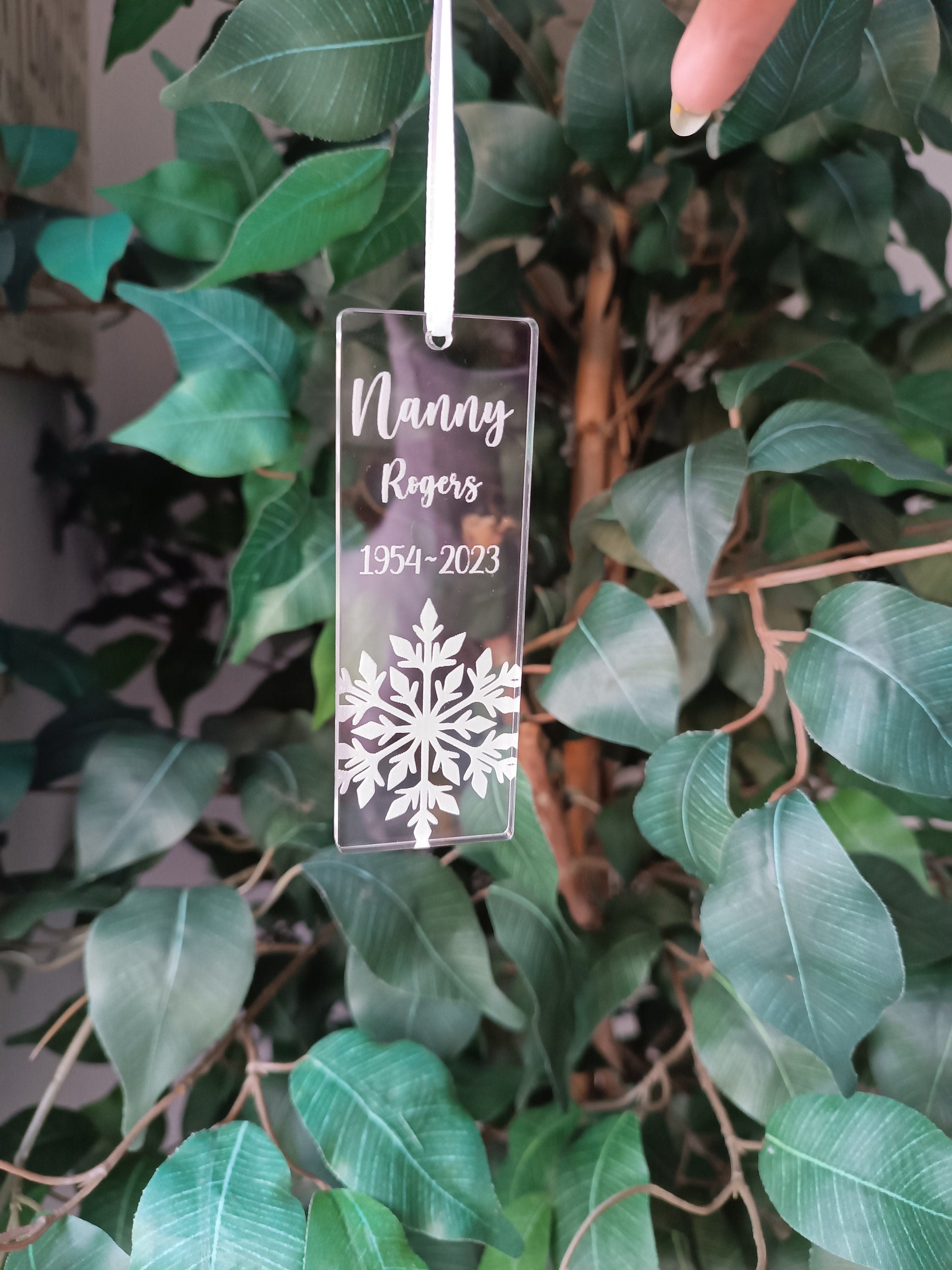 Hanging Christmas Tree Ornament | Personalised Tree Decoration | Personalised Snowflake | Loss of Loved One | Dandelion | Angel Wings