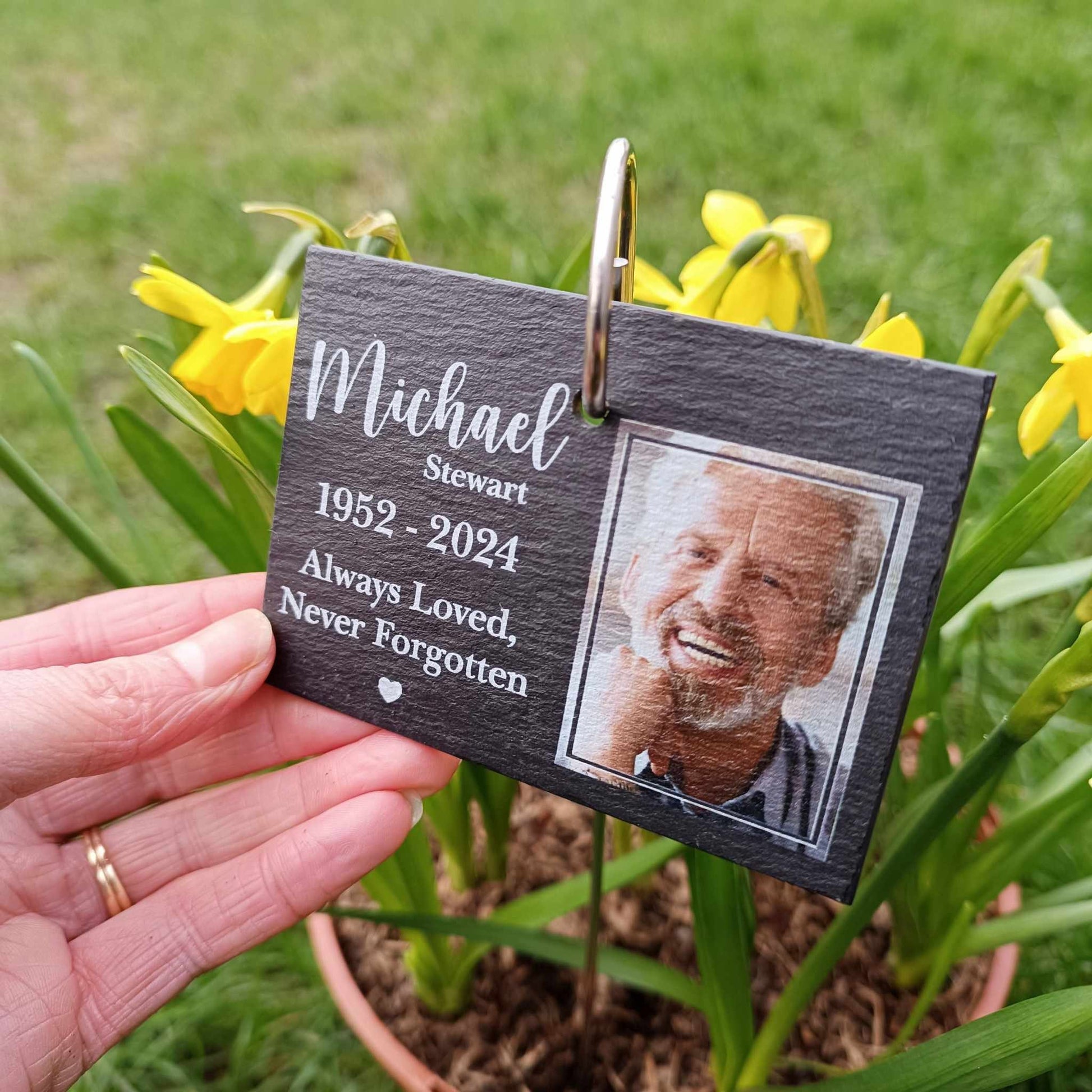 Memorial PHOTO Garden Slate and Hook / Loss of Mum / Memorial Plaque / Garden Memorial / Loss of Dad